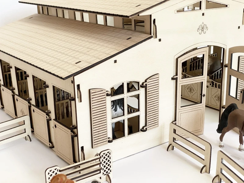 Laserdatei - Haus mit 10 Pferdeboxen