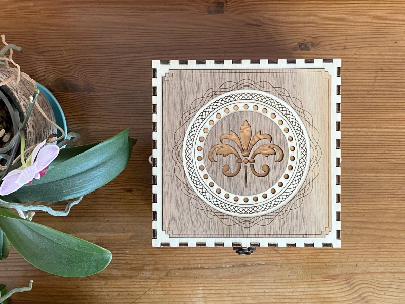 große klappbare Schmuckschatulle Schminkkiste Aufbewahrungsbox Organizer - Laserschnittdatei Pdf Ai Dxf Svg für Ohrhänger Ringe Ketten uvm.