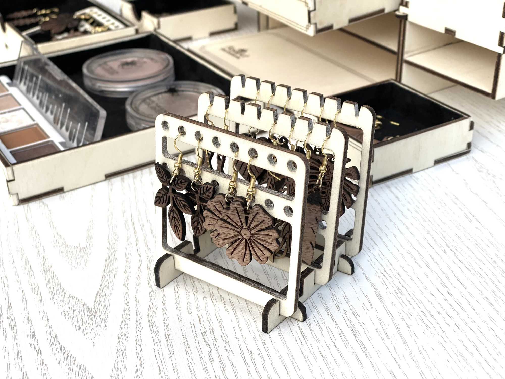 großer klappbarer Organizer Aufbewahrungsbox - Laserschnittdatei Pdf Ai Dxf Svg für Ohrhänger Ringe Ketten uvm.