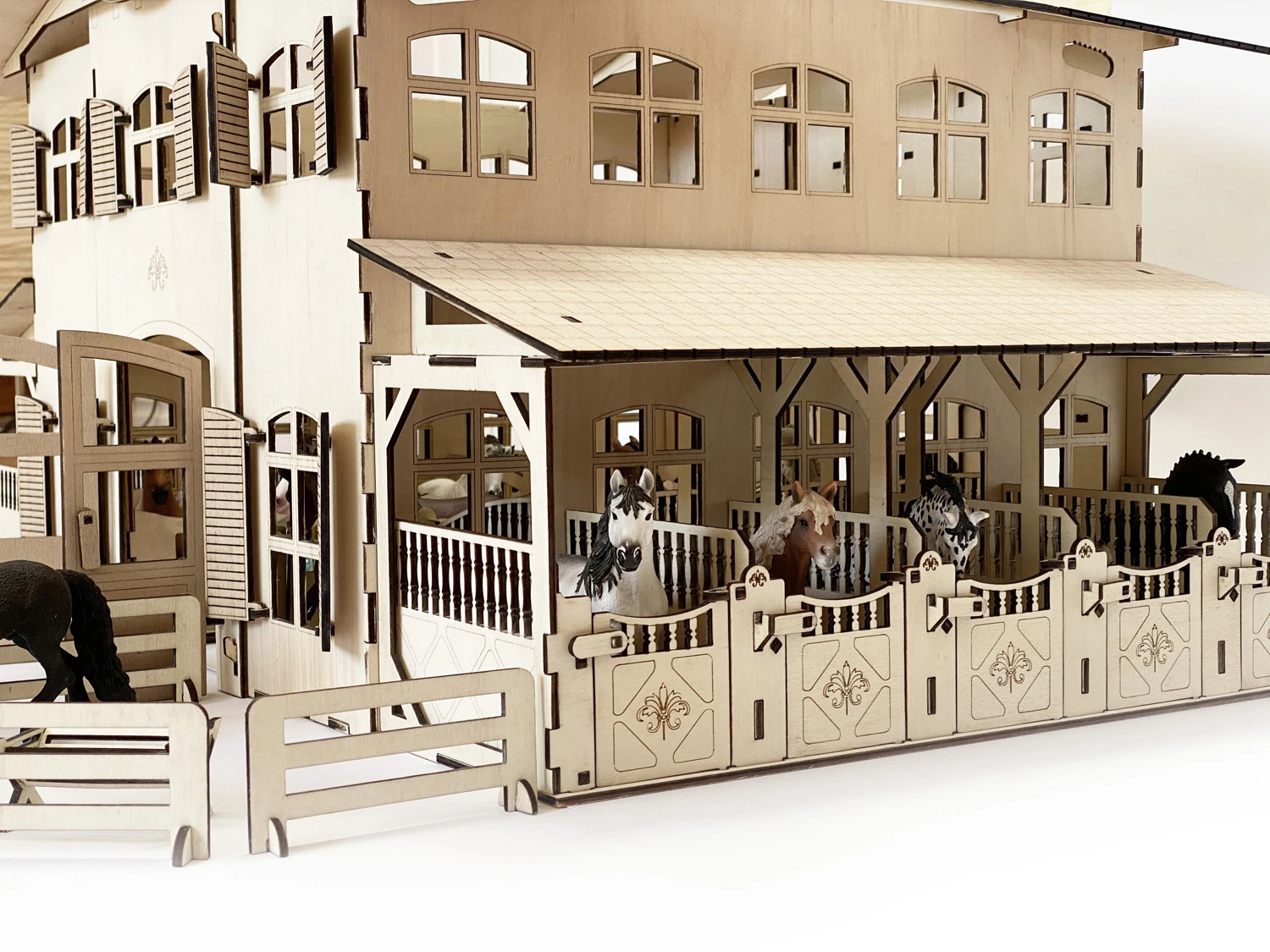 Laser file - House with 20 horse boxes consisting of 2 wall shelves with accessories